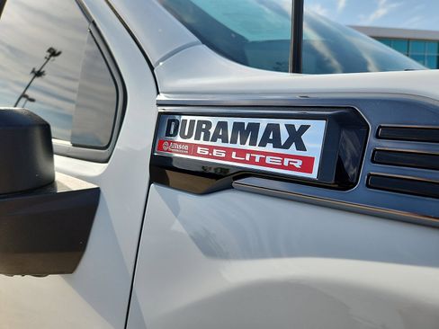 Used 2025 GMC Sierra 2500 AT4 AWD/4WD image 10