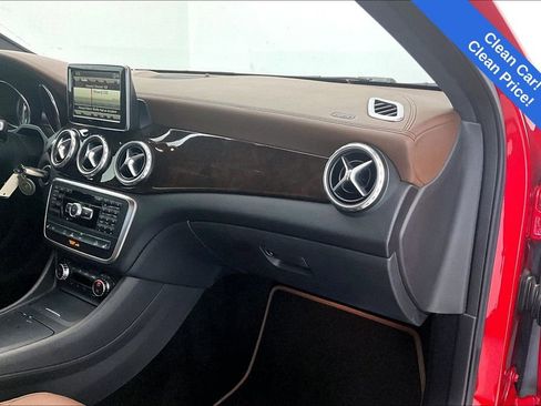 Used 2015 Mercedes-Benz GLA 250 4MATIC image 21