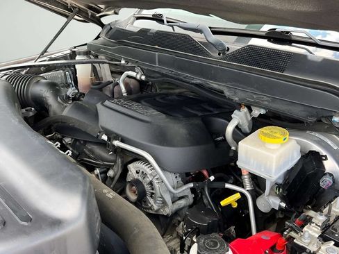 Used 2019 RAM 2500 Tradesman AWD/4WD image 25