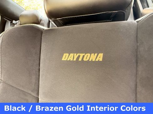 Used 2018 Dodge Charger R/T image 3