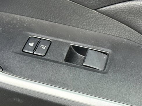Certified 2025 Toyota RAV4 LE FWD image 23