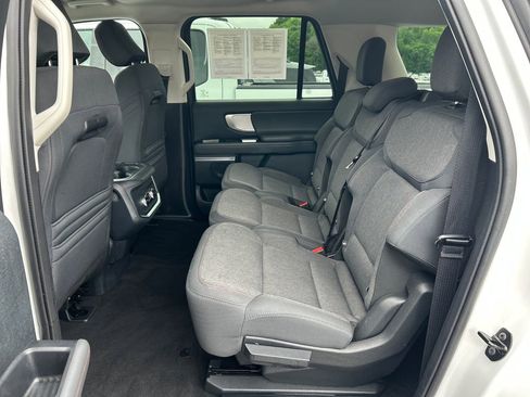 Used 2025 Ford Expedition Max Active RWD image 19