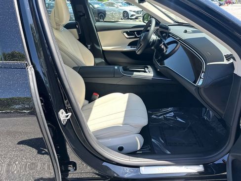 New 2026 Mercedes-Benz E 350 4MATIC Sedan image 14