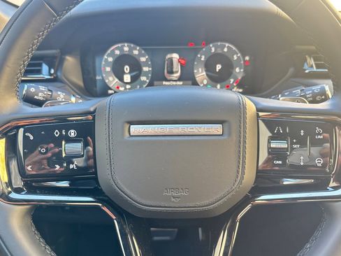 New 2026 Land Rover Range Rover Velar Dynamic SE image 27