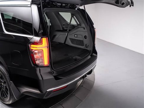 Used 2024 Chevrolet Tahoe LS AWD/4WD image 33