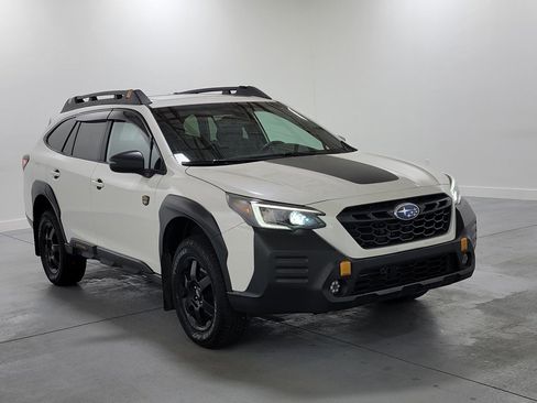 Used 2022 Subaru Outback Wilderness w/ Wilderness Package image 2