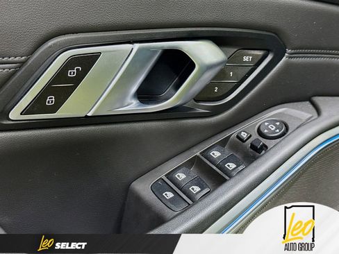 Used 2023 BMW M3 image 18