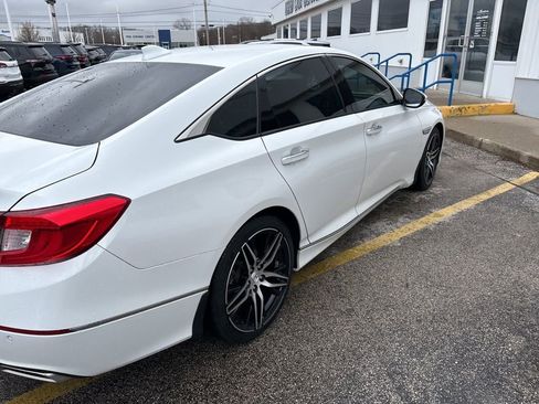 Used 2021 Honda Accord Touring image 7