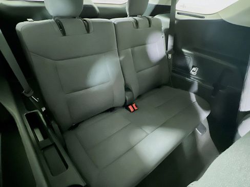 Used 2025 Ford Explorer Active image 23