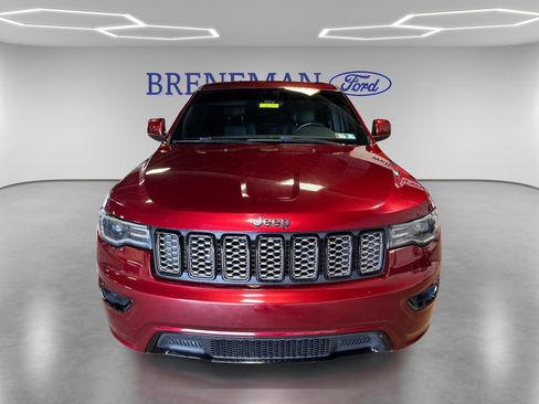 Used 2020 Jeep Grand Cherokee Altitude AWD/4WD image 2