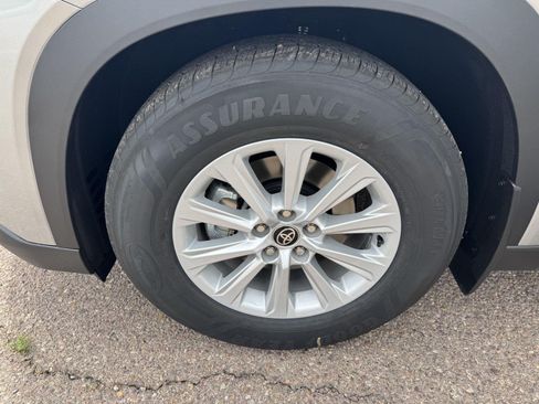 New 2026 Toyota Grand Highlander AWD image 36
