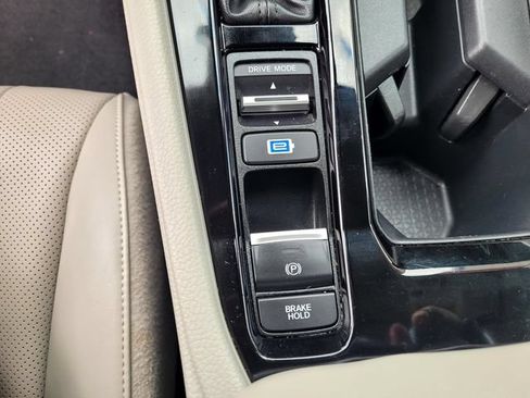 Used 2023 Honda Accord EX-L image 19