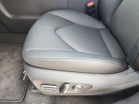 New 2026 Toyota Grand Highlander XLE image 22