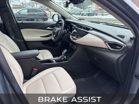 Used 2022 Buick Encore GX Essence w/ Advanced Technology Package image 28