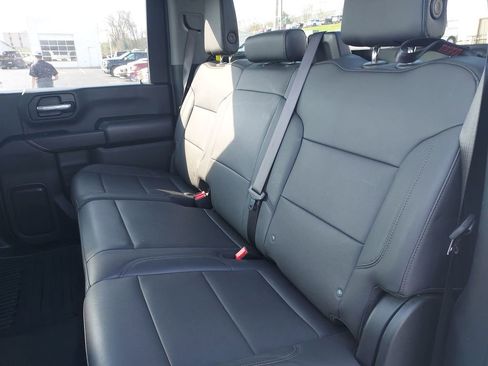 Used 2025 Chevrolet Silverado 2500 W/T AWD/4WD image 28