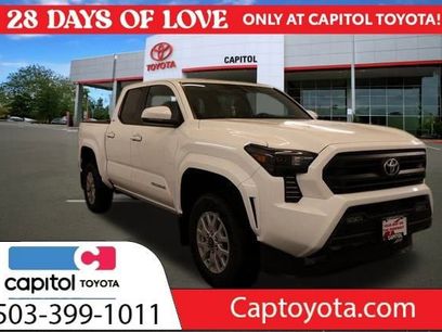 New 2025 Toyota Tacoma SR5