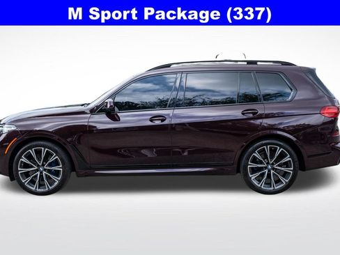 Used 2022 BMW X7 xDrive40i w/ M Sport Package AWD/4WD image 5