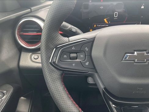 New 2026 Chevrolet Trax RS w/ Driver Confidence Package FWD image 19