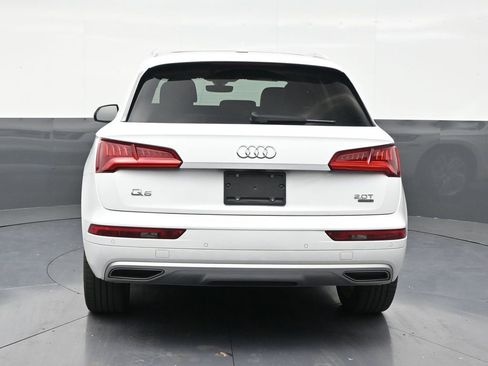Used 2018 Audi Q5 2.0T Premium Plus w/ Premium Plus Package AWD/4WD image 4