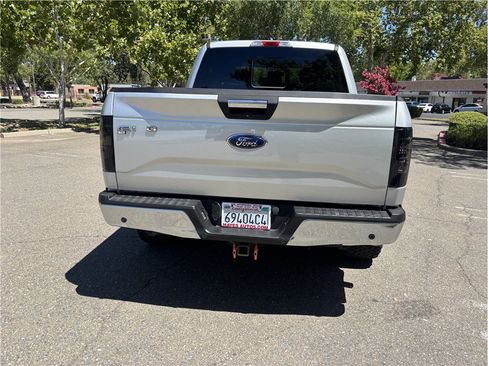 Used 2017 Ford F150 XLT w/ Equipment Group 302A Luxury AWD/4WD image 6
