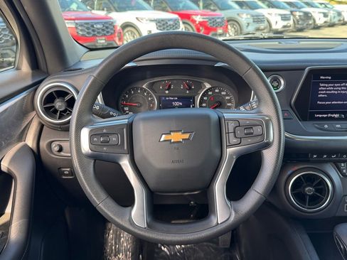 Used 2021 Chevrolet Blazer LT image 21