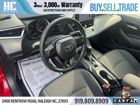 Used 2020 Toyota Corolla LE FWD image 13