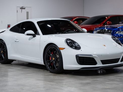 Used 2017 Porsche 911 Carrera S image 16
