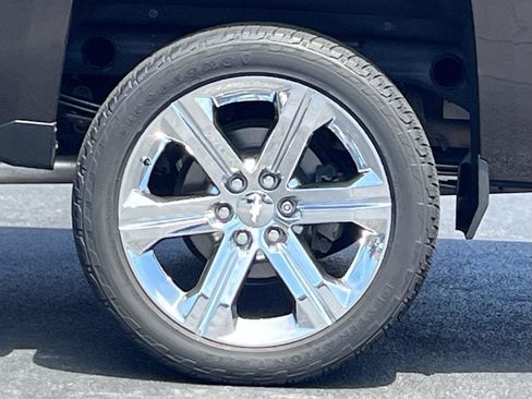 Used 2019 Chevrolet Silverado 1500 LT w/ LPO, Chrome Package AWD/4WD image 26