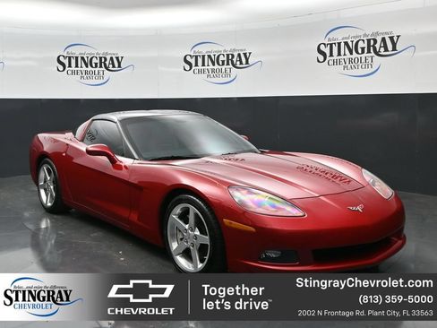 Used 2005 Chevrolet Corvette Coupe w/ Preferred Equipment Group RWD image 1