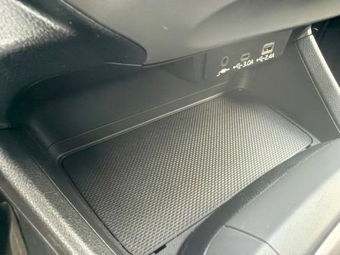 Used 2024 Subaru Crosstrek 2.0i Premium AWD/4WD image 19