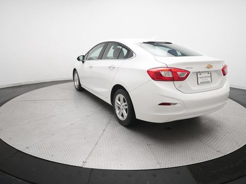 Used 2017 Chevrolet Cruze LT w/ Convenience Package FWD image 33