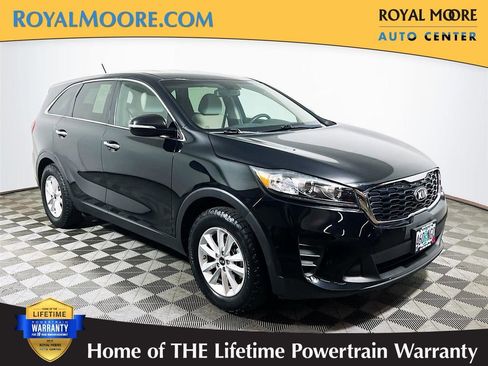 Used 2019 Kia Sorento FWD image 1