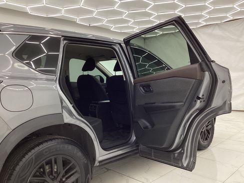 Used 2021 Nissan Rogue S AWD/4WD image 47