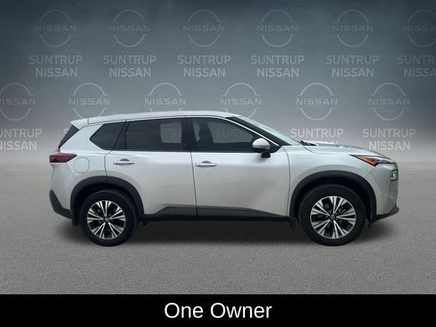 Used 2021 Nissan Rogue SV FWD image 7