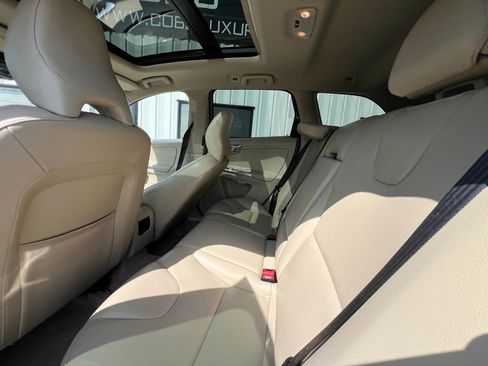 Used 2015 Volvo XC60 T5 AWD/4WD image 13