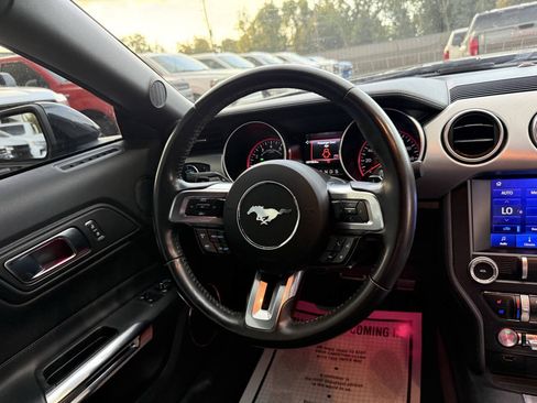 Used 2020 Ford Mustang Premium RWD image 17