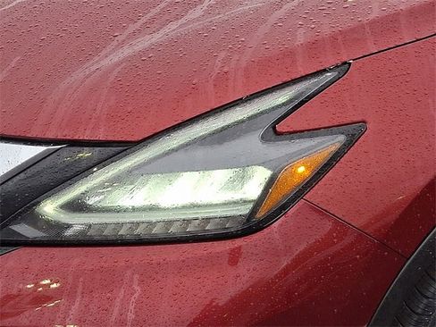 Used 2023 Nissan Murano SV image 9