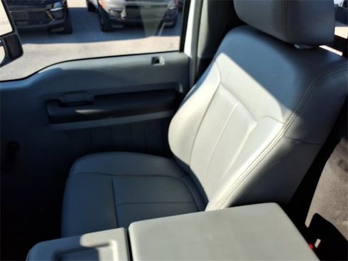 Used 2012 Ford F450 XL w/ XL Value Pkg image 24