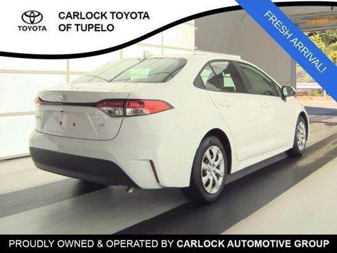 Used 2026 Toyota Corolla LE FWD image 4