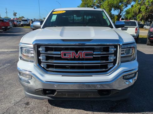 Used 2018 GMC Sierra 1500 SLT AWD/4WD image 9