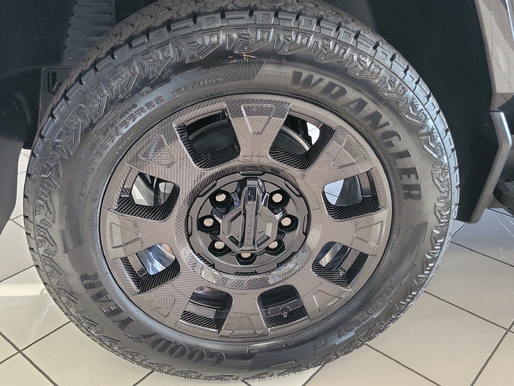 New 2026 GMC Hummer EV 3X w/ Carbon Fiber Edition Package AWD/4WD image 5