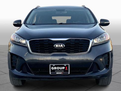 Used 2019 Kia Sorento LX w/ LX Convenience Package image 3