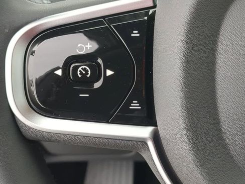 New 2026 Volvo XC90 B6 Plus w/ Protection Package Premier image 22