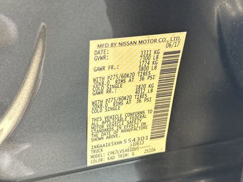 Used 2017 Nissan Titan SL image 40