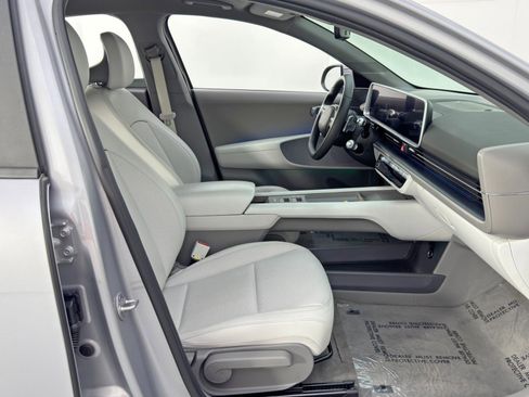 Used 2023 Hyundai Ioniq 6 SEL image 14