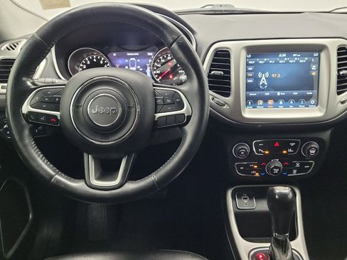 Used 2018 Jeep Compass Latitude w/ Popular Equipment Group FWD image 22