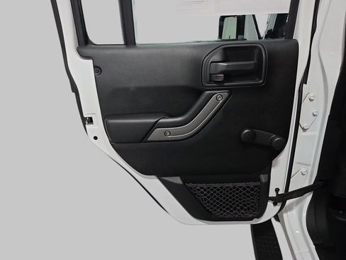 Used 2017 Jeep Wrangler Unlimited Sport image 16