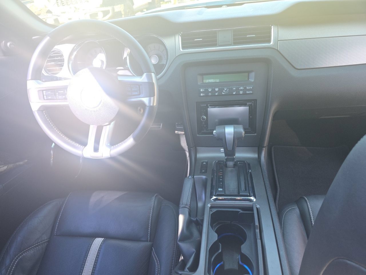 Used 2010 Ford Mustang GT Premium RWD image 35