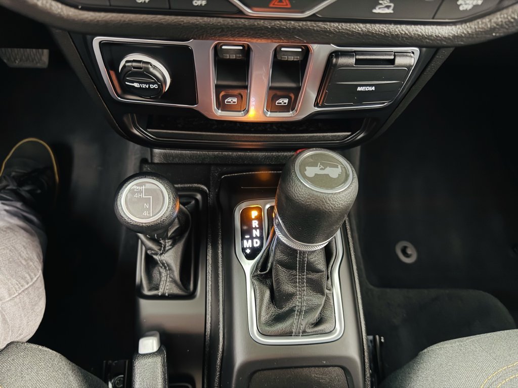 Used 2026 Jeep Wrangler Sport AWD/4WD image 17