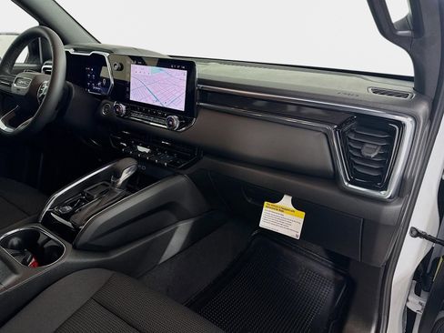 New 2025 GMC Canyon Elevation w/ Convenience Package image 29